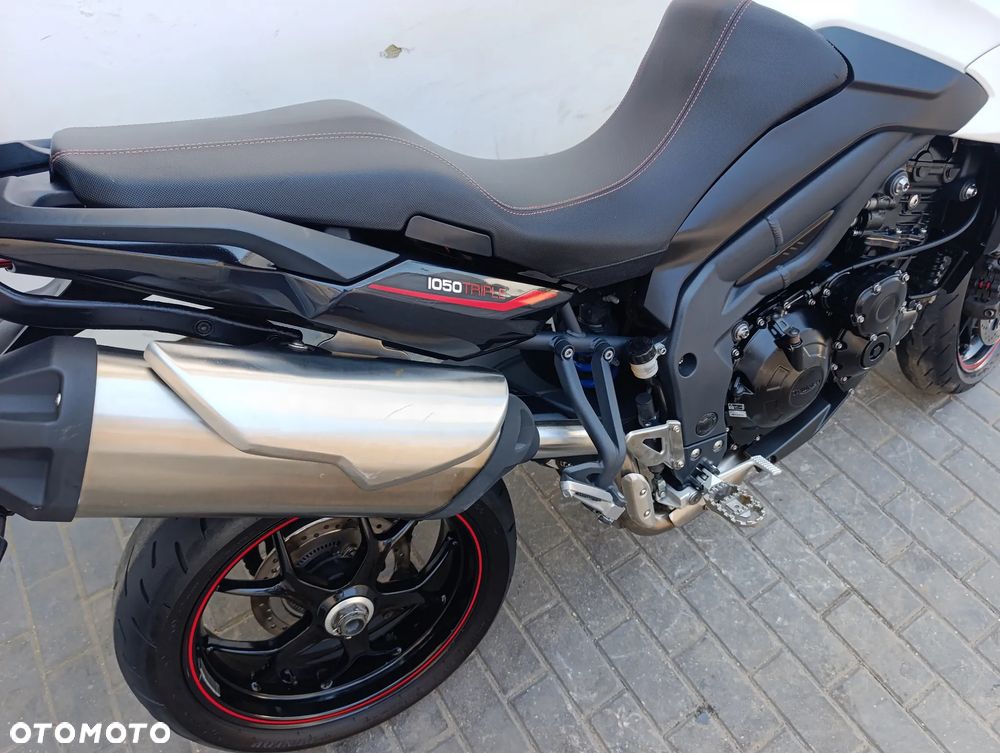 Triumph Tiger - 24