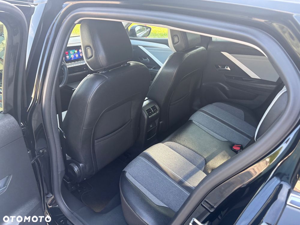 Opel Astra 1.2 T Business Elegance S&S - 35