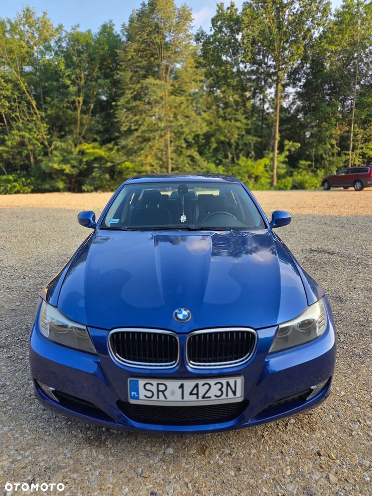 BMW Seria 3 318i - 1