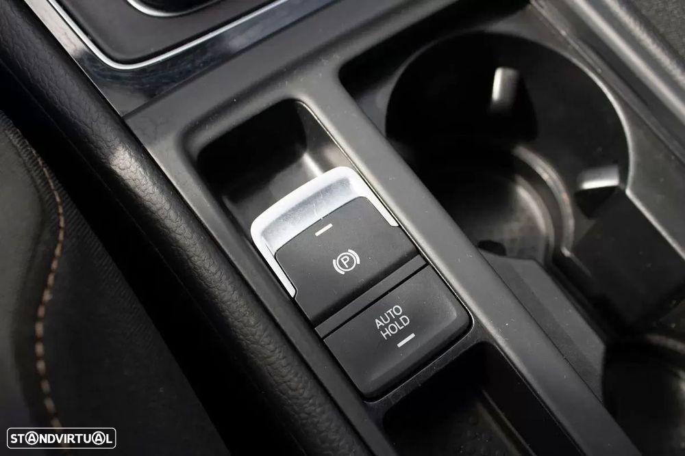 VW Golf Variant 1.6 TDi Highline - 37