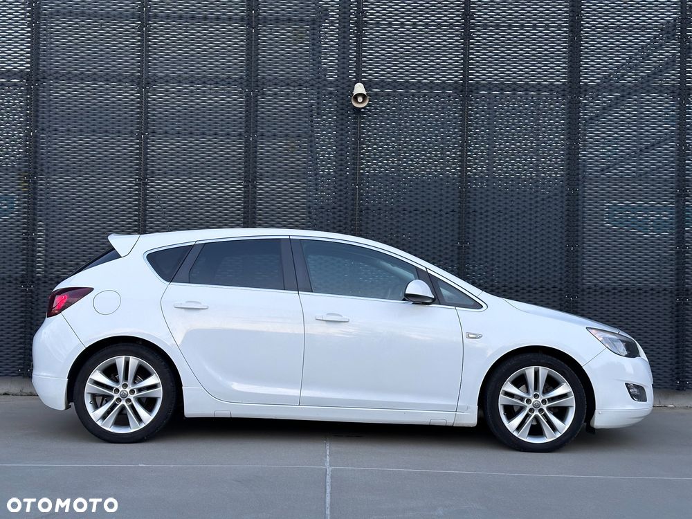 Opel Astra 1.4 Turbo Sport - 4