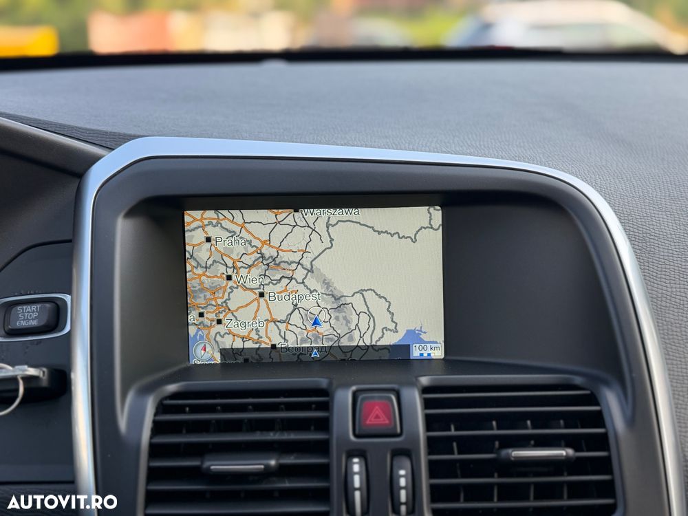 Volvo XC 60 D4 Geartronic Summum - 26