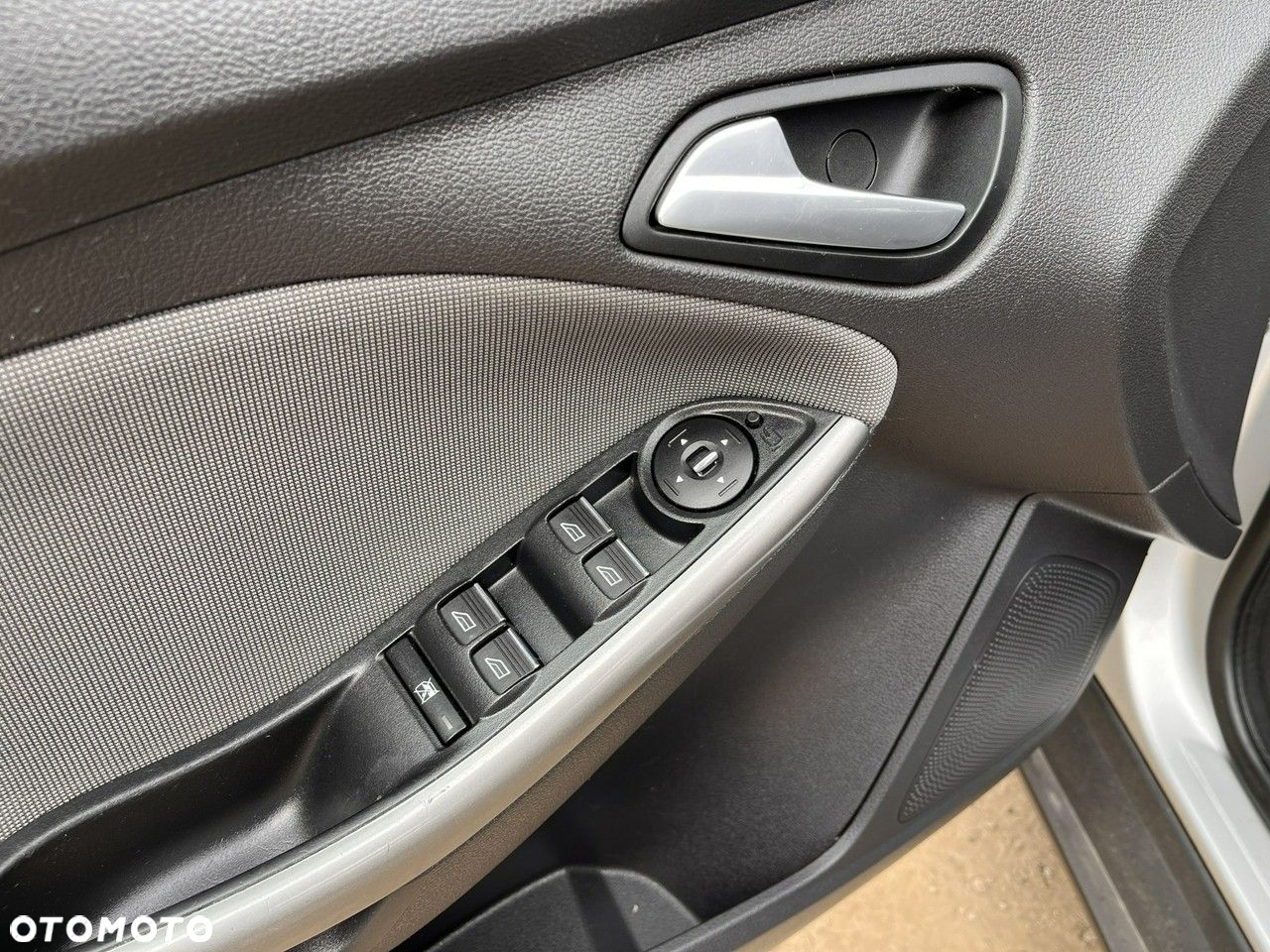 Ford Focus 1.6 Ambiente - 18