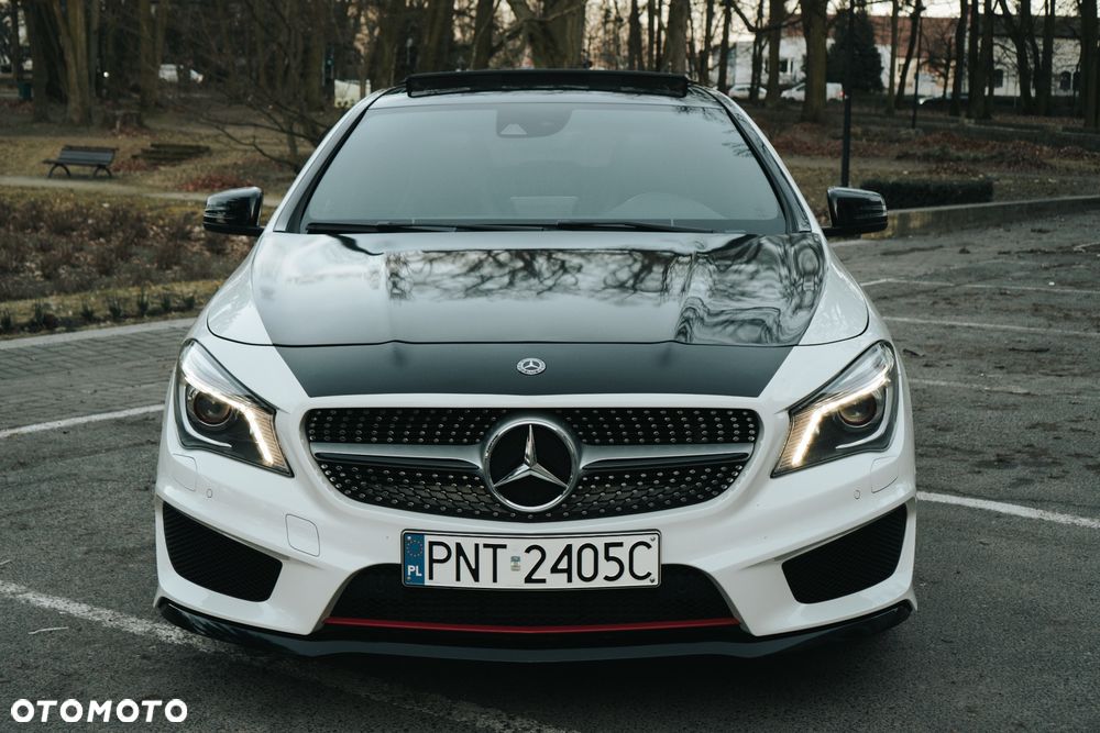 Mercedes-Benz CLA 200 7G-DCT AMG Line - 2