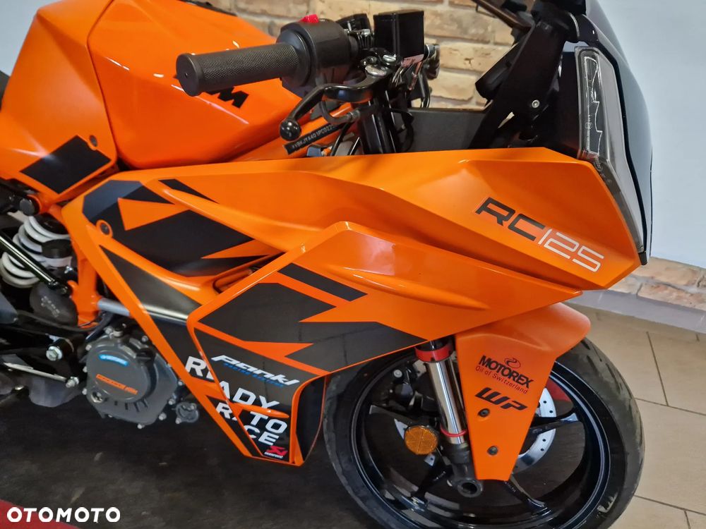 KTM RC 125 - 26