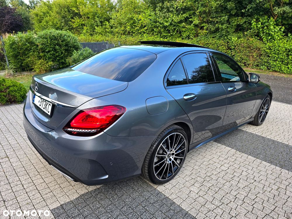 Mercedes-Benz Klasa C 200 9G-TRONIC - 36