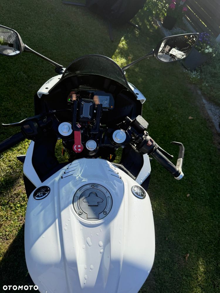 Yamaha YZF - 7