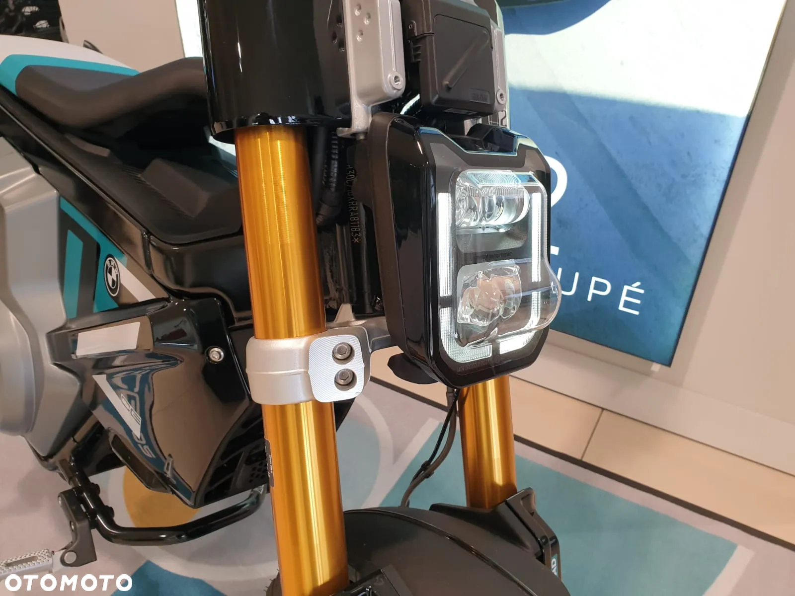 BMW CE 02 - 14