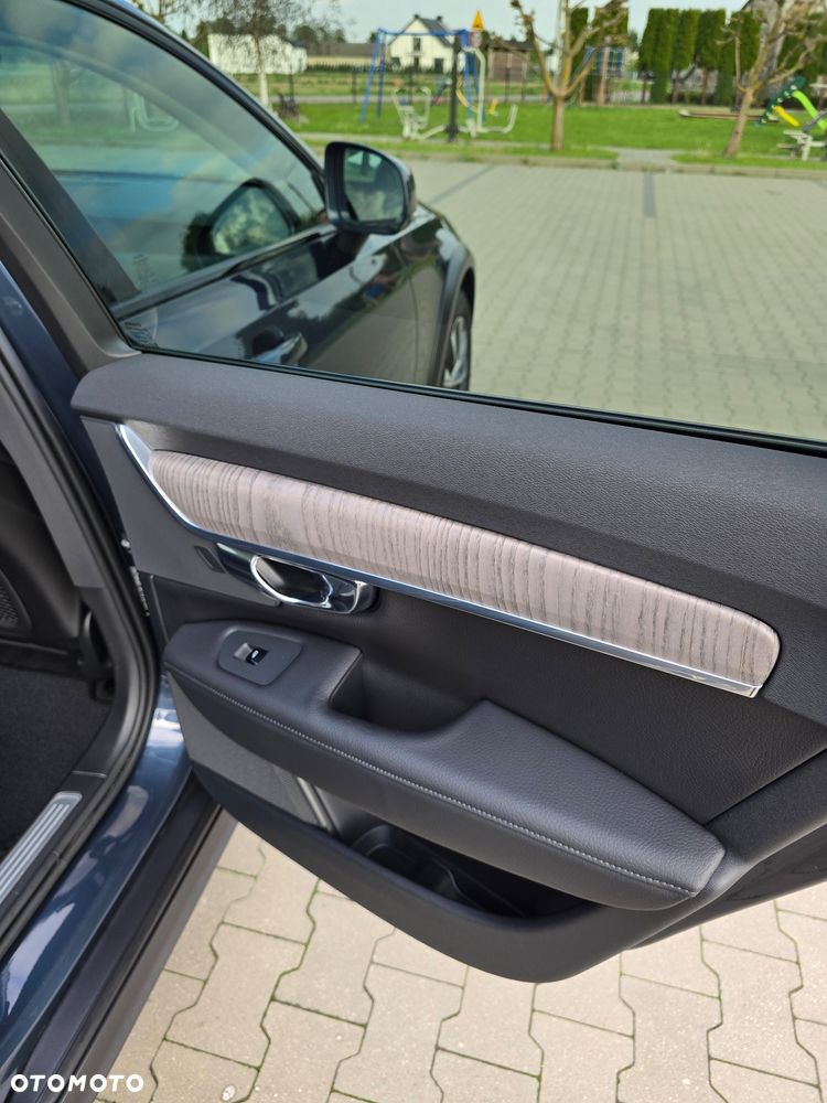 Volvo V90 Cross Country D5 AWD Geartronic - 25