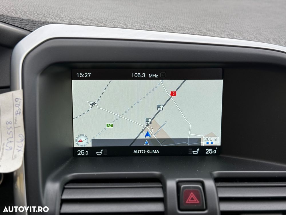 Volvo XC 60 D4 Geartronic Kinetic - 12