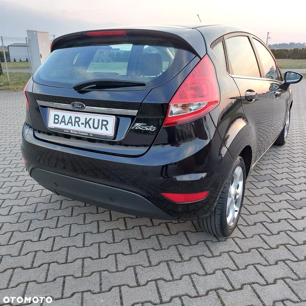 Ford Fiesta 1.25 Titanium EU5 - 10