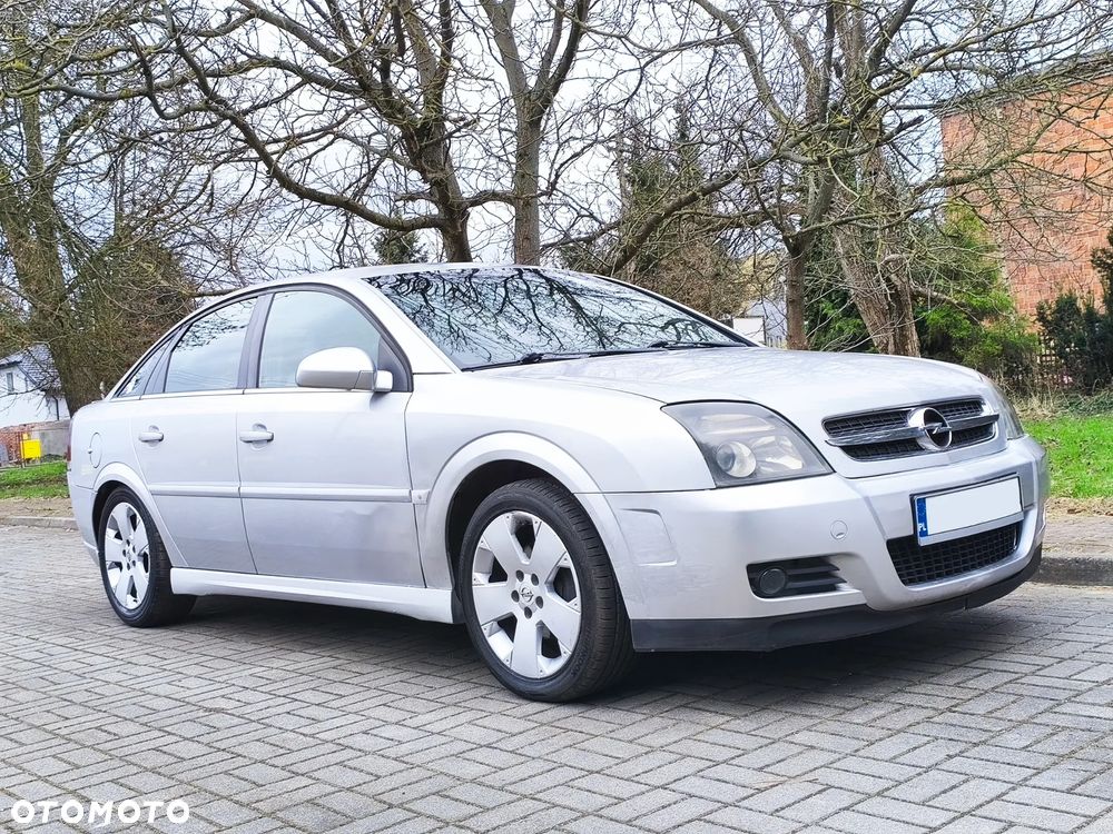 Opel Vectra 1.9 CDTI Sport / GTS - 16