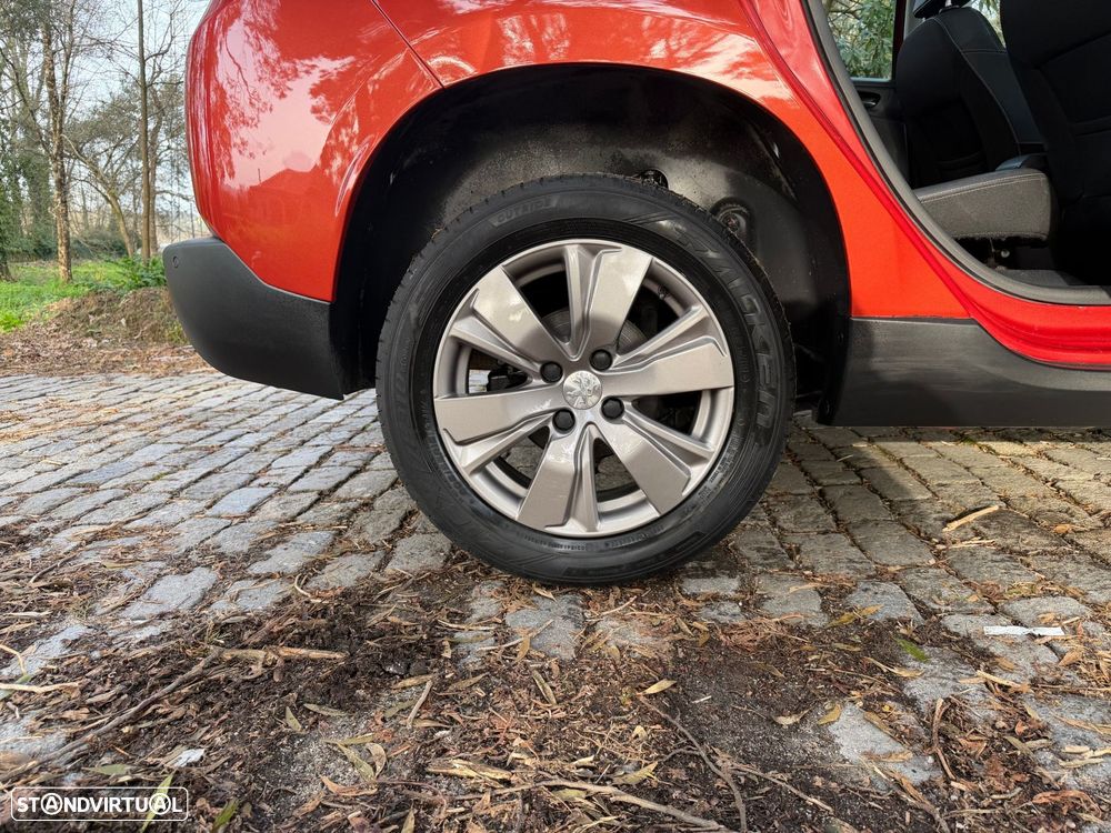 Peugeot 2008 1.2 PureTech Allure EAT6 - 9