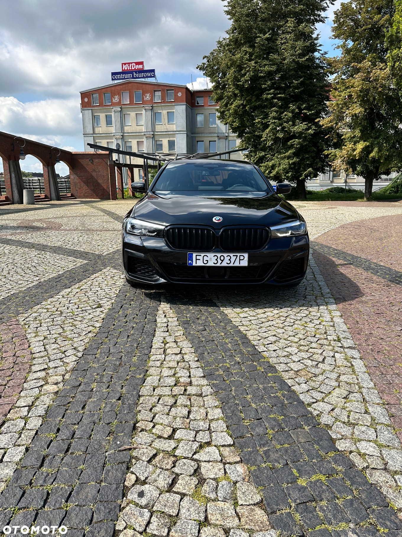 BMW Seria 5 ver-530e-m-sport-sport - 2