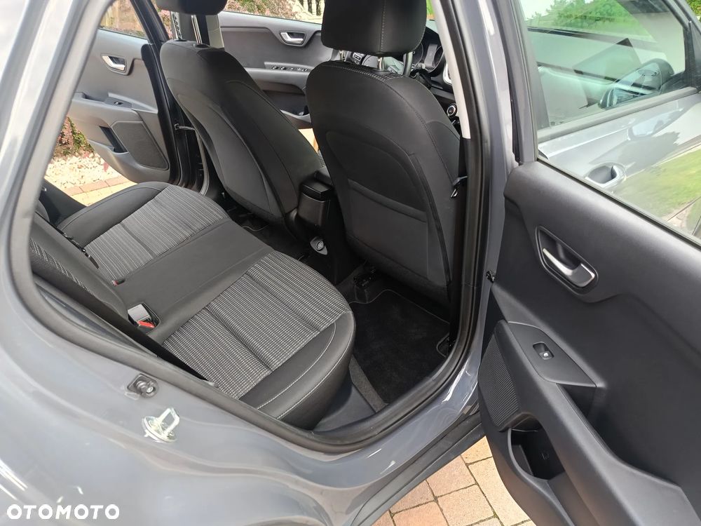 Kia Stonic - 16