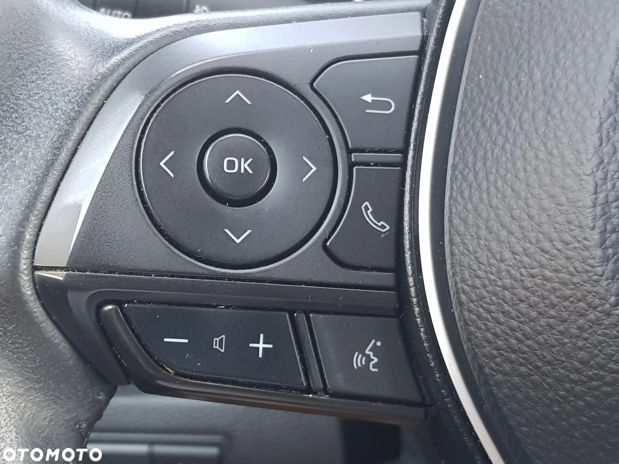 Toyota Corolla 1.5 Comfort - 17