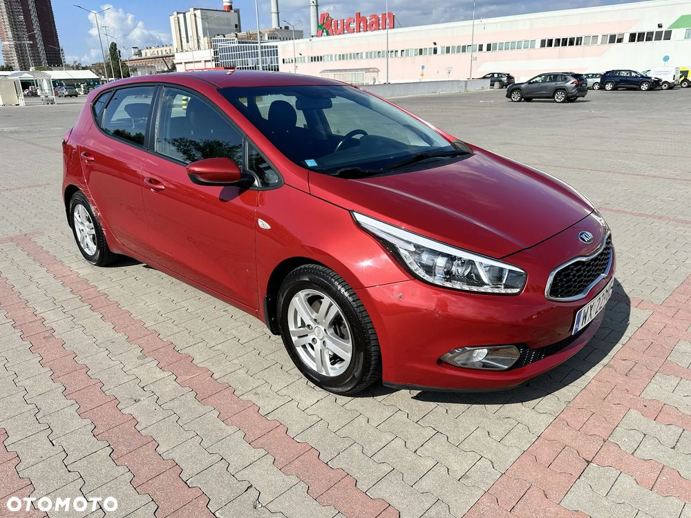 Kia Ceed 1.4 L - 10