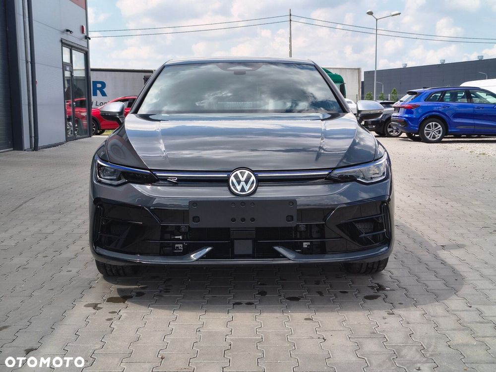 Volkswagen Golf - 3