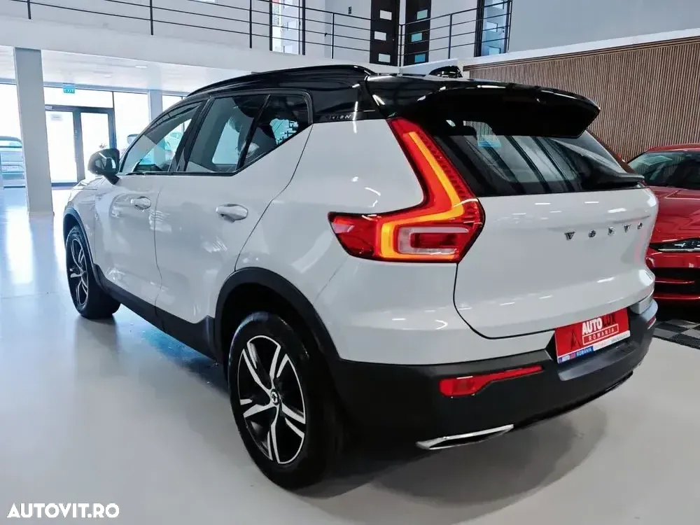 Volvo XC 40 D3 R-Design - 3