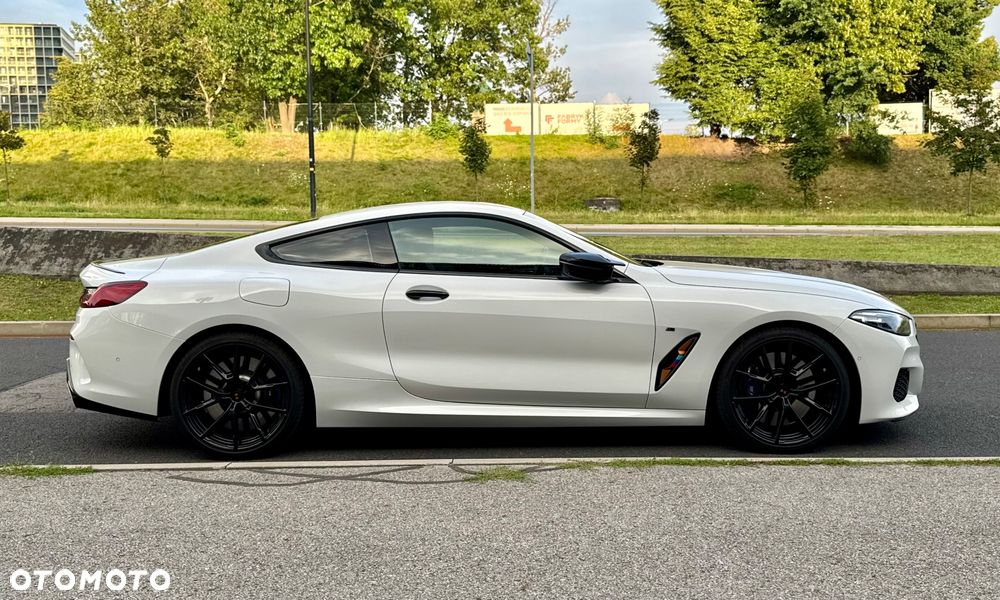 BMW Seria 8 - 11
