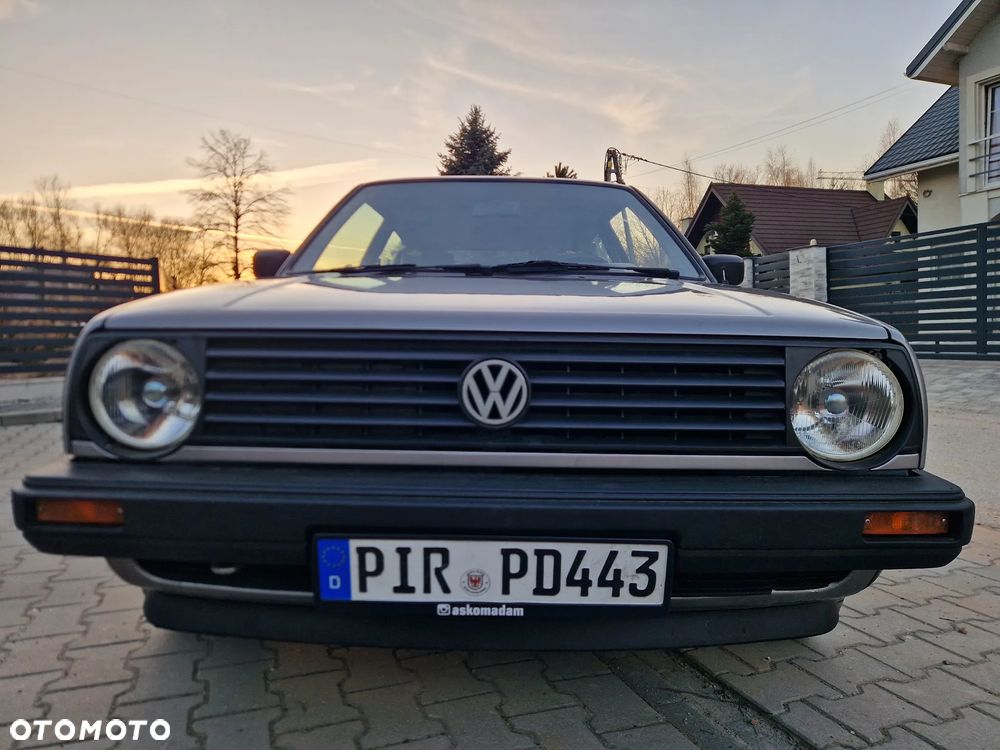 Volkswagen Golf - 14