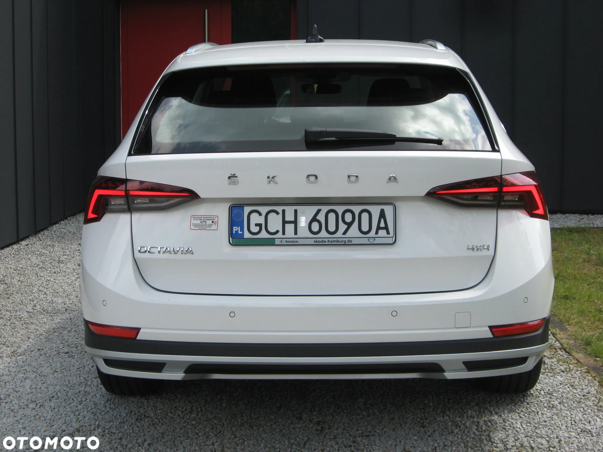 Skoda Octavia 2.0 TDI 4x4 Scout DSG - 6