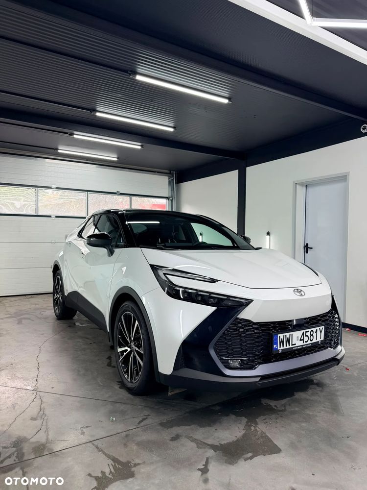 Toyota C-HR 1.8 Hybrid Black&White - 18