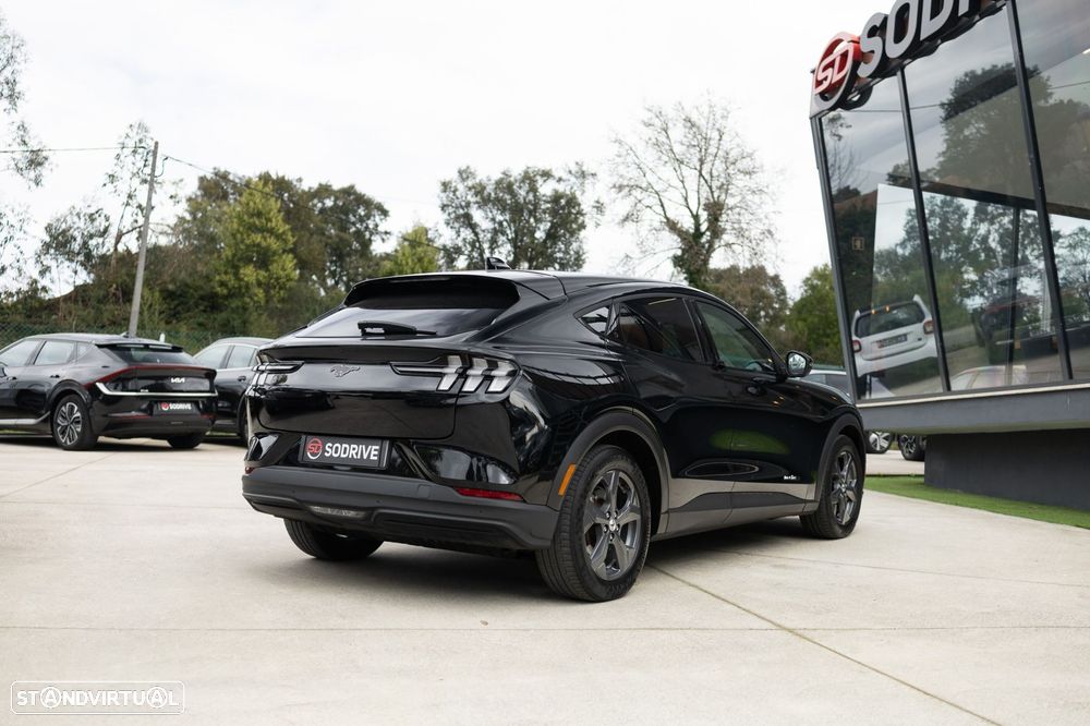 Ford Mustang Mach-E Alargada AWD - 5