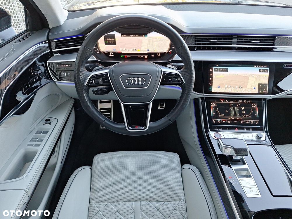 Audi S8 - 14
