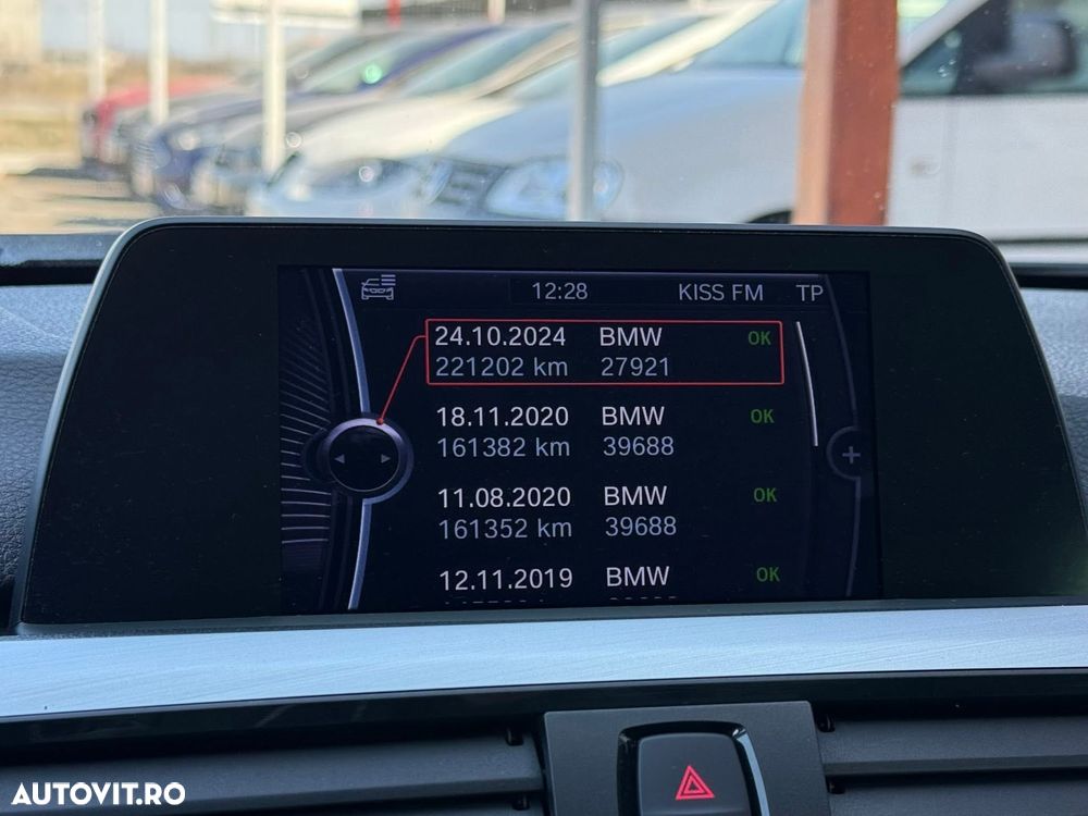 BMW Seria 3 320d xDrive Aut. - 8