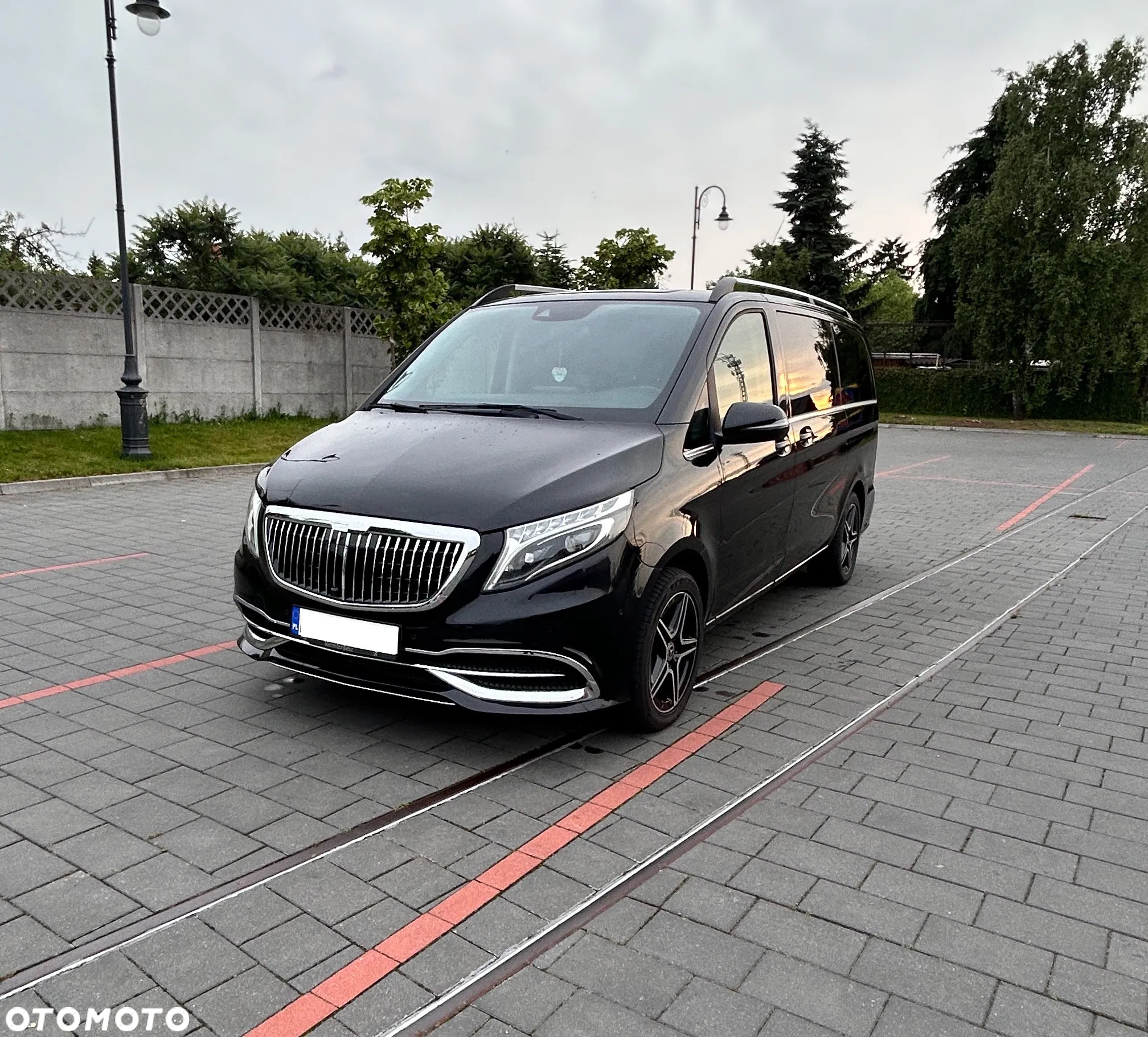Mercedes-Benz Klasa V 220 (BlueTEC) d Avantgarde 7G-Tronic - 7