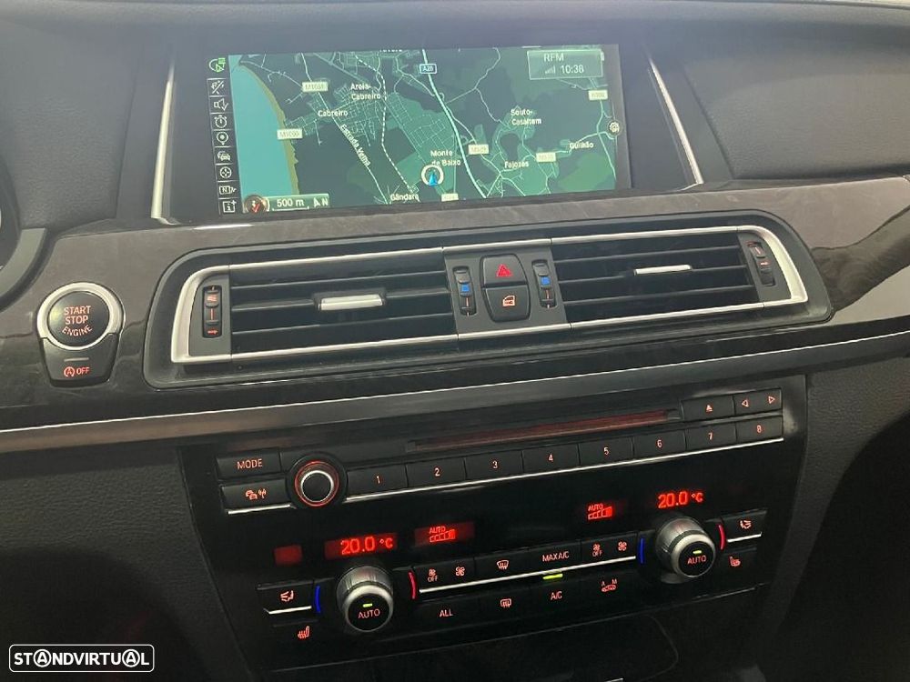 BMW 740 d xDrive - 22