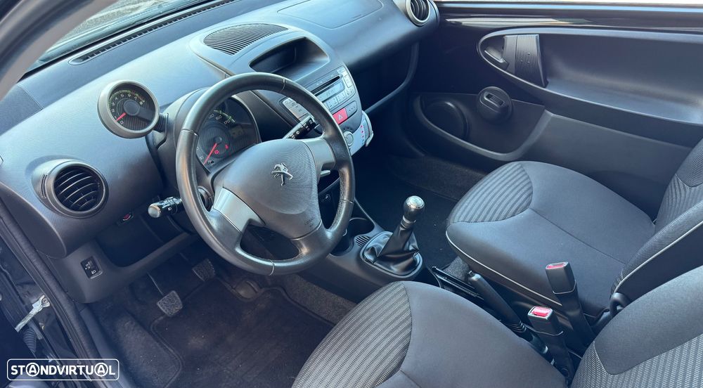 Peugeot 107 1.0 Active - 20