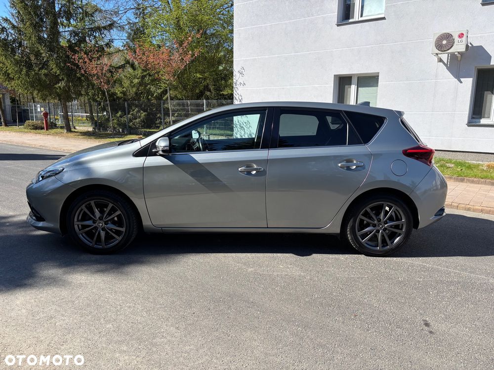 Toyota Auris 1.2 Turbo Executive - 28