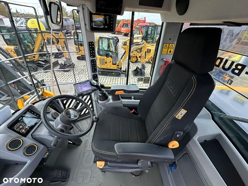 JCB 437 S5 WasteMaster - 10