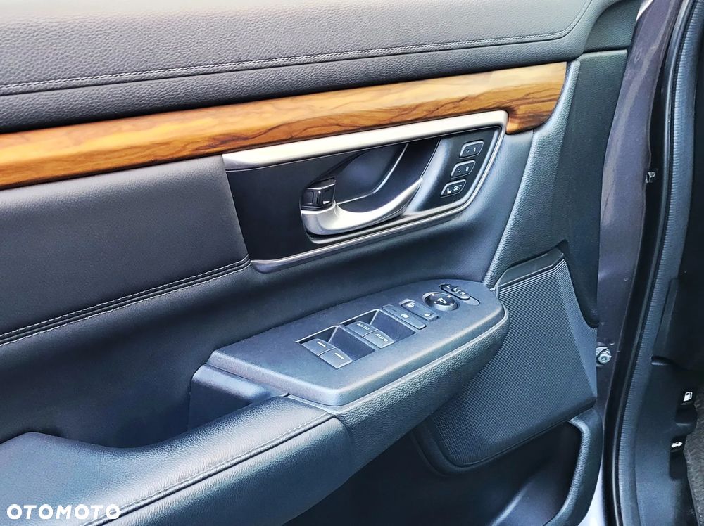 Honda CR-V 1.5 Executive (Honda Connect+) CVT - 34