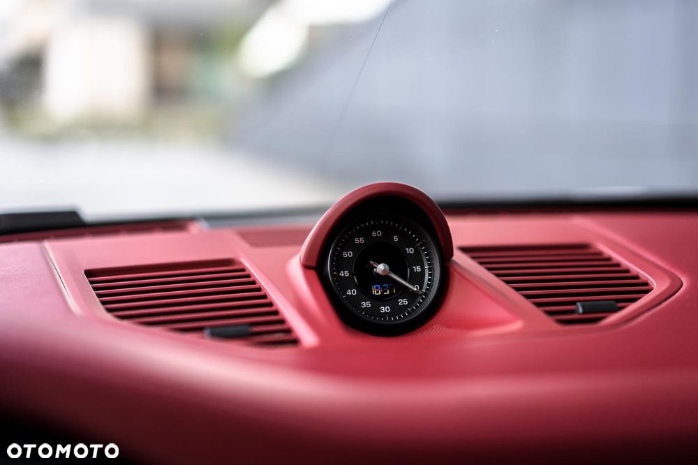 Porsche 911 Carrera S PDK - 23