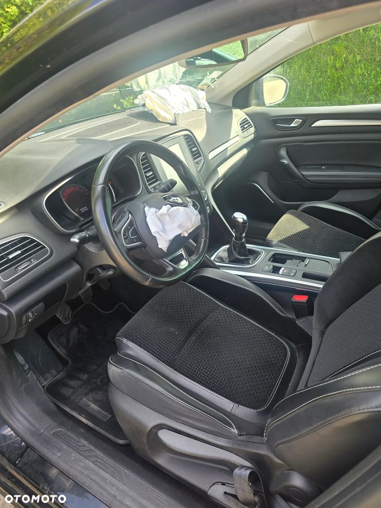 Renault Megane BLUE dCi 115 BUSINESS EDITION - 16