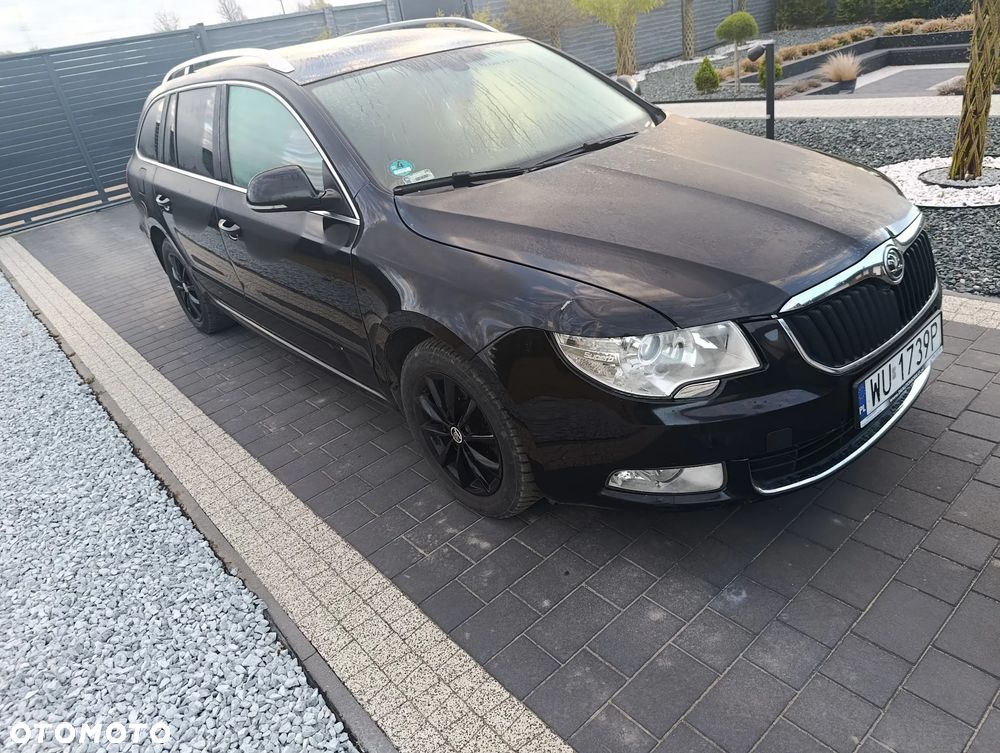 Skoda Superb 2.0 TDI Comfort DSG - 2