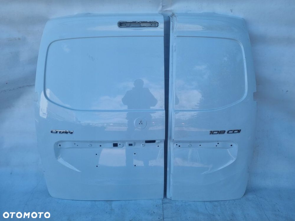 Mercedes Citan A W 420 drzwi tylne tyl lewe blaszaka skrzydełko