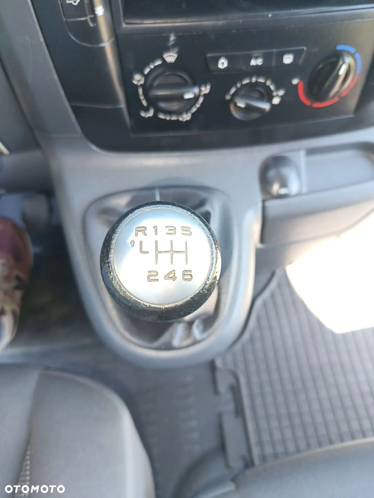 Citroën Jumpy 2.0 diesel 128 kM manual 2014 rok HAK, BAGAŻNIK DACHOWY, czujniki parkowania, ORGINALNY PRZEBIEG, sprowadzony ze Szwecji! - 27