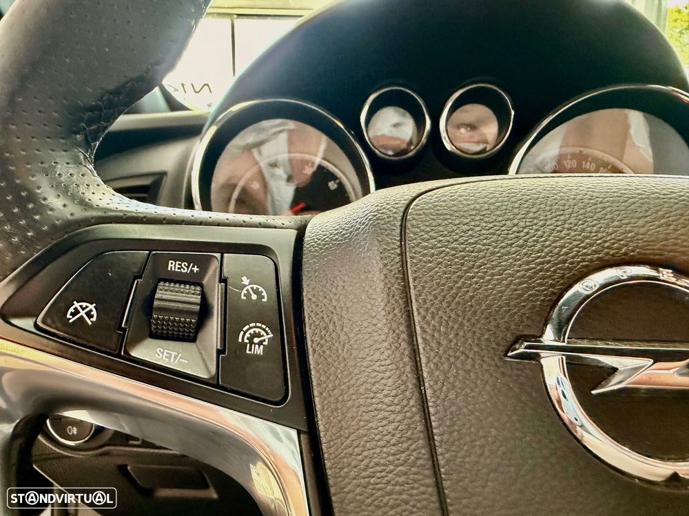 Opel Astra GTC 1.6 CDTi S/S - 17