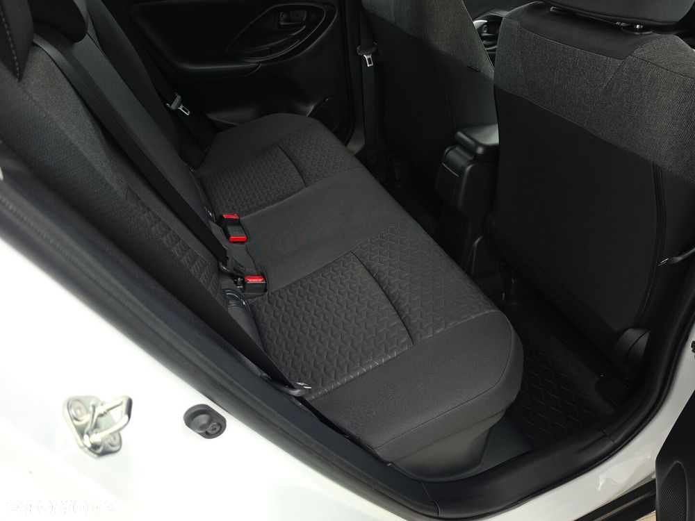 Toyota Yaris Cross Hybrid 1.5 Comfort 4x4 - 16