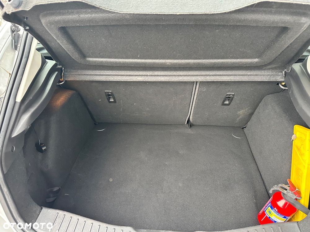 Ford Focus - 21