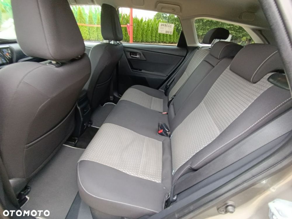Toyota Auris - 24