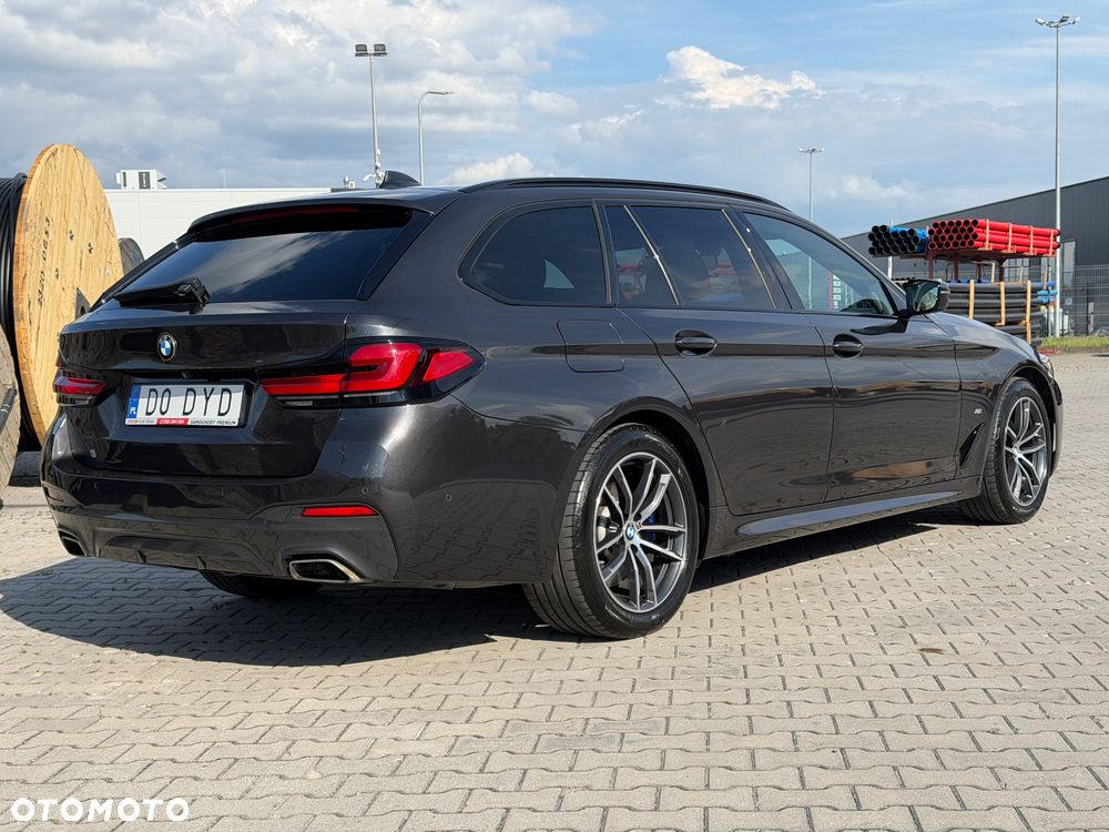 BMW Seria 5 530d M Sport Edition - 12