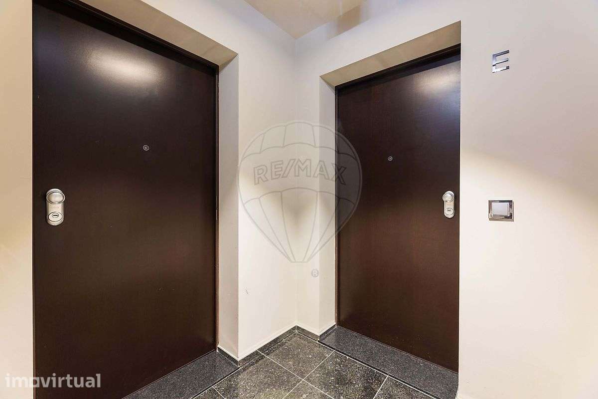 Apartamento T1 para venda - Grande imagem: 2/16
