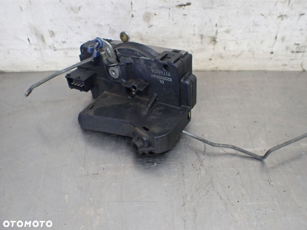 ZAMEK LEWY TYŁ SKRZYDŁO RENAULT TRAFIC II 1.9 8200008469 - 1