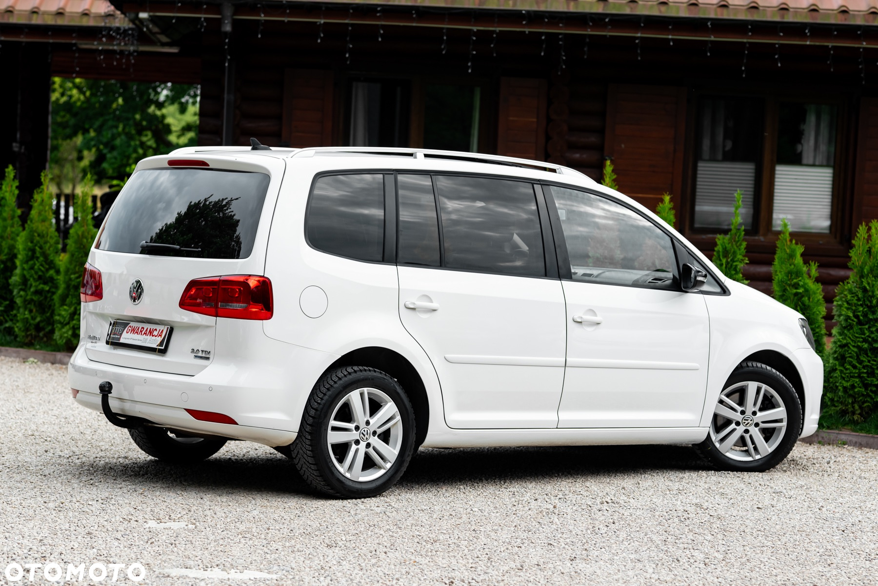 Volkswagen Touran 2.0 TDI DPF BlueMotion Technology MATCH - 14