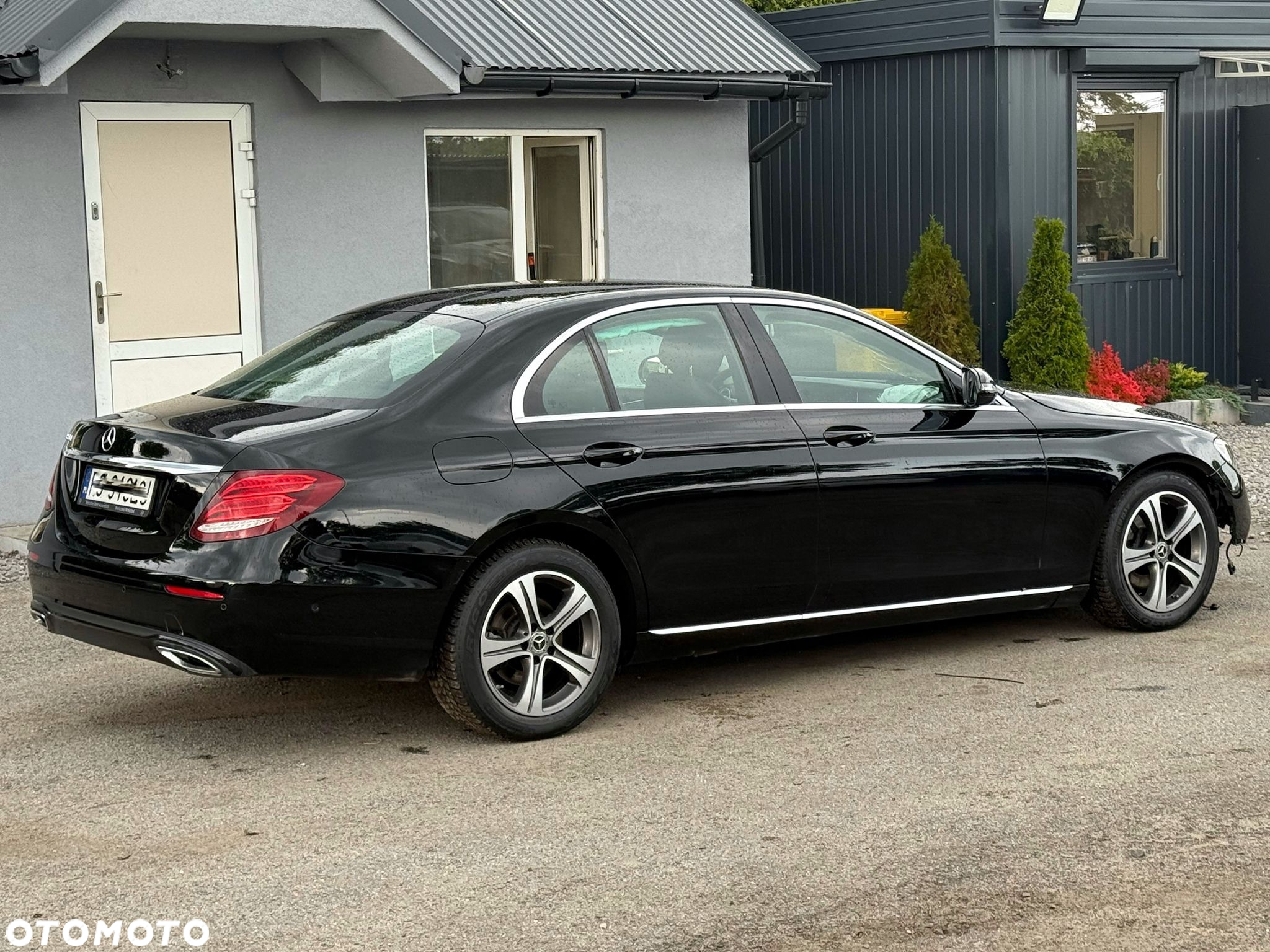 Mercedes-Benz Klasa E 220 d 9G-TRONIC - 2